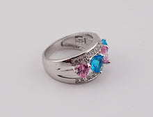 Lade das Bild in den Galerie-Viewer, V148 Ring mit rosa und blauen Steine
