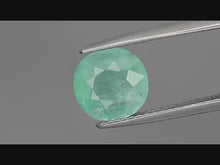 Load and play video in Gallery viewer, E374 Smaragd 1,77ct.

