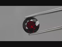 Laden und Abspielen von Videos im Galerie-Viewer, E955 Granat Mozambique 2,62ct.
