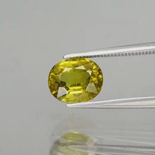 Laden und Abspielen von Videos im Galerie-Viewer, E1025 Grossular Granat 2,14 ct.
