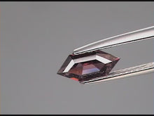 Laden und Abspielen von Videos im Galerie-Viewer, E407 Spinel violett 0,99ct.
