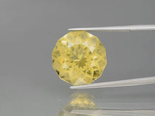 Laden und Abspielen von Videos im Galerie-Viewer, E1022 Lemon Quarz Custom Cut 14,68ct.
