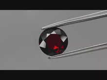 Laden und Abspielen von Videos im Galerie-Viewer, E956 Granat Mozambique 2,56ct.
