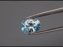 Laden und Abspielen von Videos im Galerie-Viewer, E1053 Zirkon blau 1,88ct.
