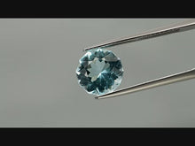 Laden und Abspielen von Videos im Galerie-Viewer, E506 Topas blau 3,84ct.
