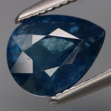 Lade das Bild in den Galerie-Viewer, E413 Safir blau 1,68ct.
