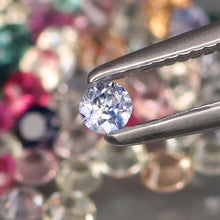 Lade das Bild in den Galerie-Viewer, E1033 Safir Lot 1,30ct.
