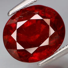 Lade das Bild in den Galerie-Viewer, E1035 Spessartit Granat 4,58ct.
