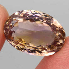 Lade das Bild in den Galerie-Viewer, E681 Ametrin 19,72ct.
