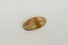 Lade das Bild in den Galerie-Viewer, E939 Gold Rutilquarz 23,30ct.
