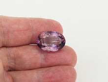 Lade das Bild in den Galerie-Viewer, E975 Amethyst Top
